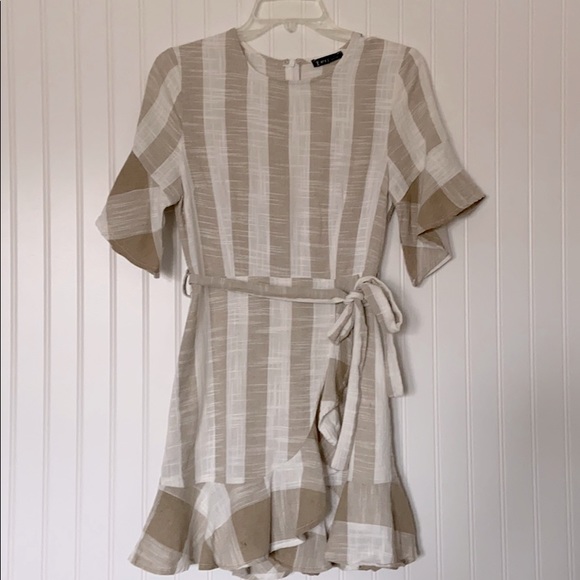Very J Dresses & Skirts - Linen Wrap Ruffle Dress